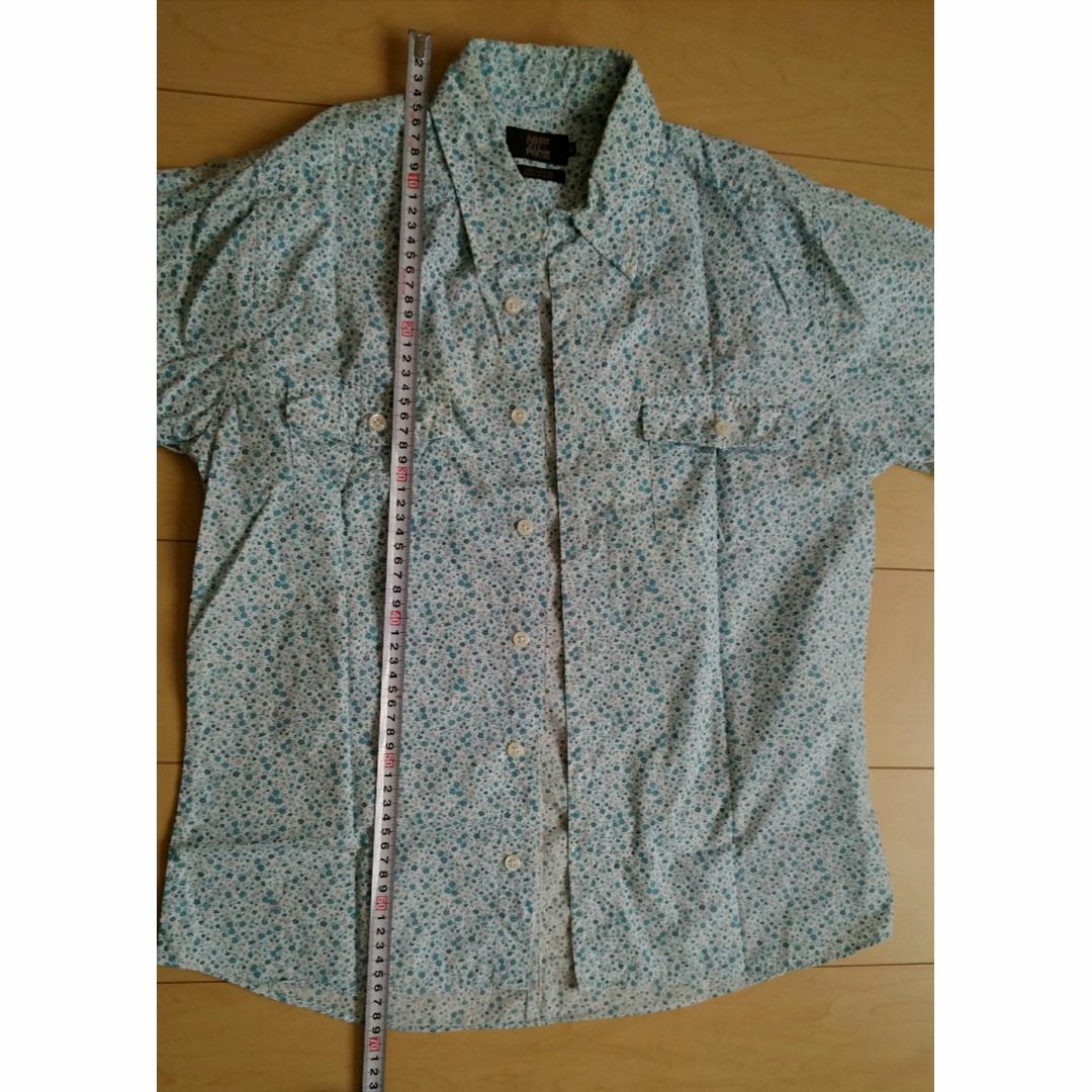 アビービルプレス　半袖Tシャツ　Mサイズ　水色 メンズのジャケット/アウター(その他)の商品写真