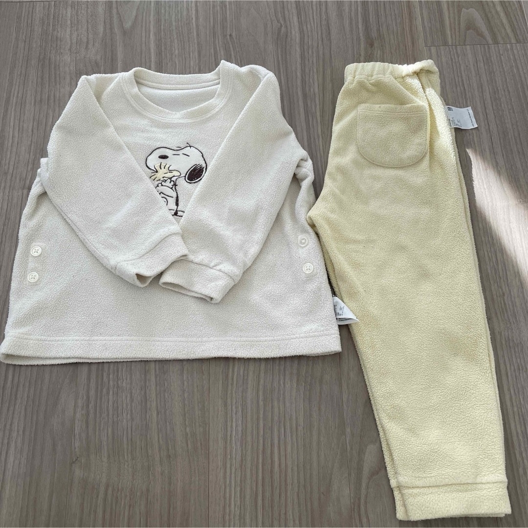 ベビキッズ　UNIQLOスヌーピーフリースパジャマ100cm キッズ/ベビー/マタニティのキッズ服男の子用(90cm~)(パジャマ)の商品写真