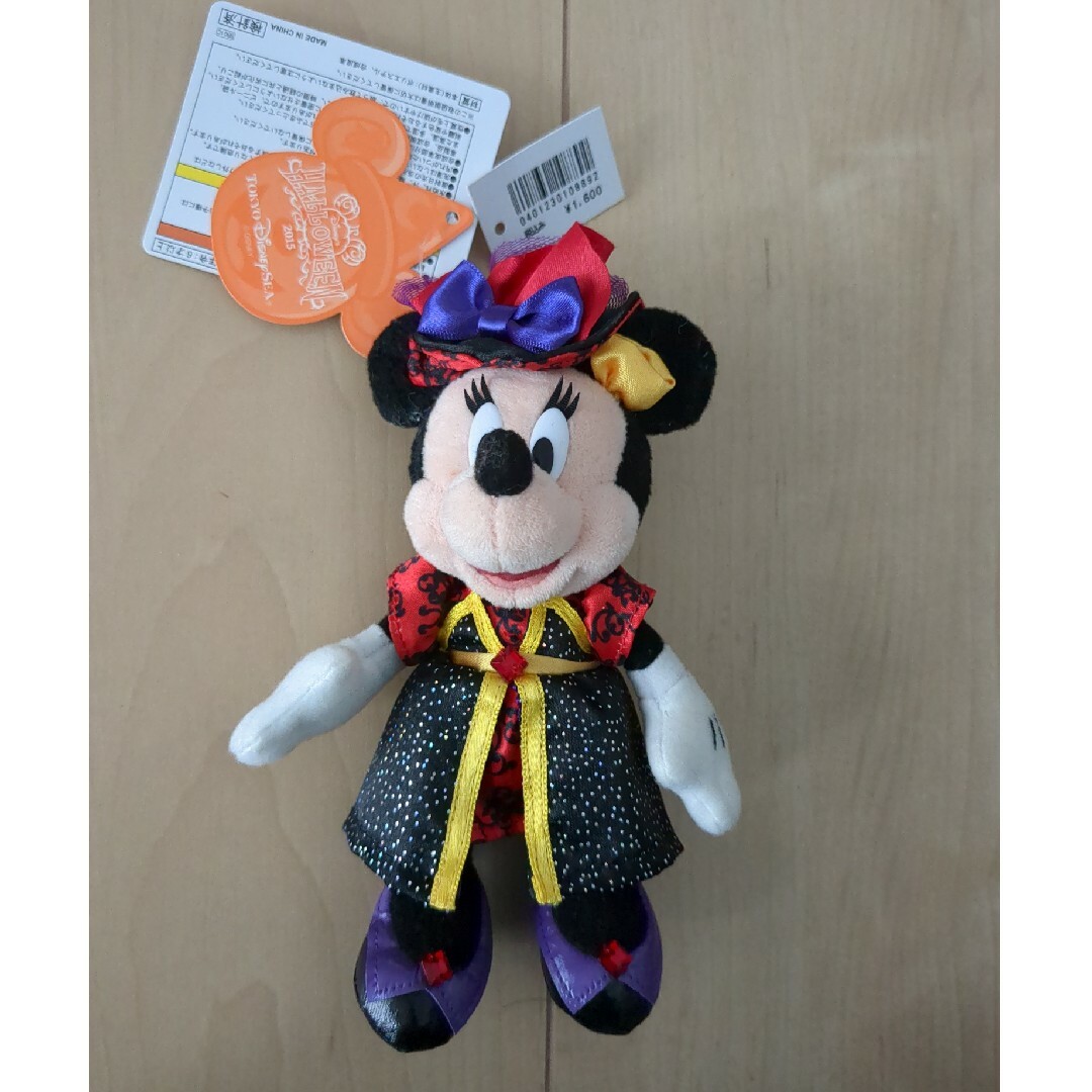 Disney(ディズニー)のミニーマウス　ぬいぐるみバッジ　ハロウィン　ディズニー エンタメ/ホビーのおもちゃ/ぬいぐるみ(キャラクターグッズ)の商品写真