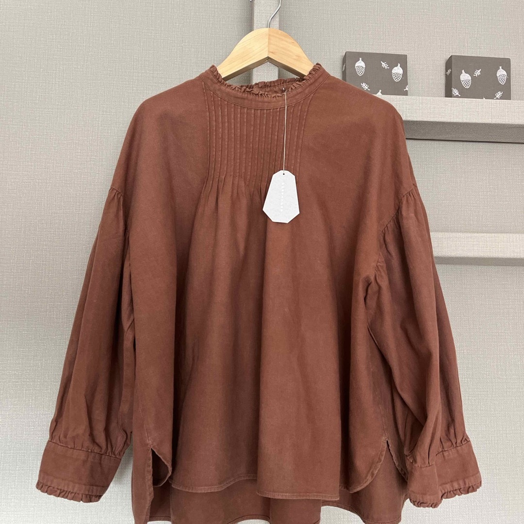 nest Robe(ネストローブ)のオオカミと白鹿のピルル レディースのトップス(シャツ/ブラウス(長袖/七分))の商品写真