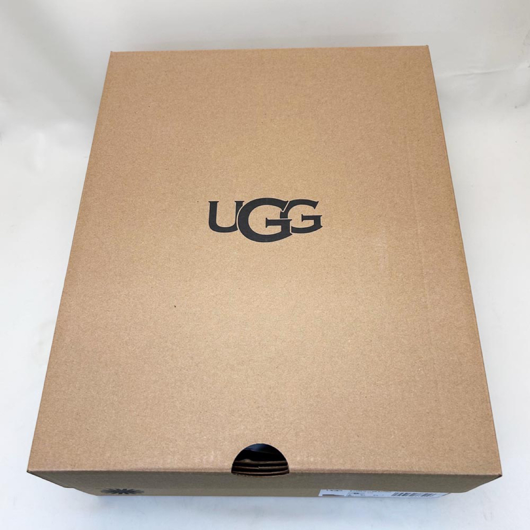 UGG(アグ)の新品 アグ レディースブーツ クラシック ミニ ジッパー ブラック 22.0cm レディースの靴/シューズ(ブーツ)の商品写真