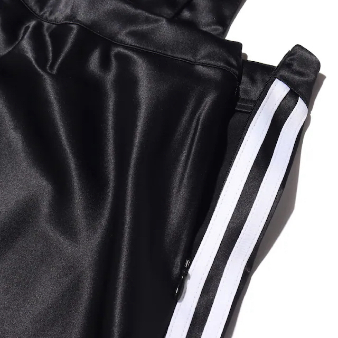 adidas(アディダス)のadidas MIDI SKIRT BLACK/WHITE 21SS-I レディースのスカート(ひざ丈スカート)の商品写真