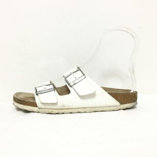 ビルケンシュトック(BIRKENSTOCK)のビルケンシュトック サンダル 38 - 白(サンダル)