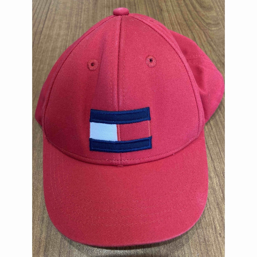 TOMMY HILFIGER(トミーヒルフィガー)のキッズ用キャップ赤青セット(TOMMY HILFIGER) キッズ/ベビー/マタニティのこども用ファッション小物(帽子)の商品写真