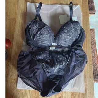 シュットインティメイツ(Chut! INTIMATES)のChut! INTIMATESブラD65&ショーツM(ブラ&ショーツセット)