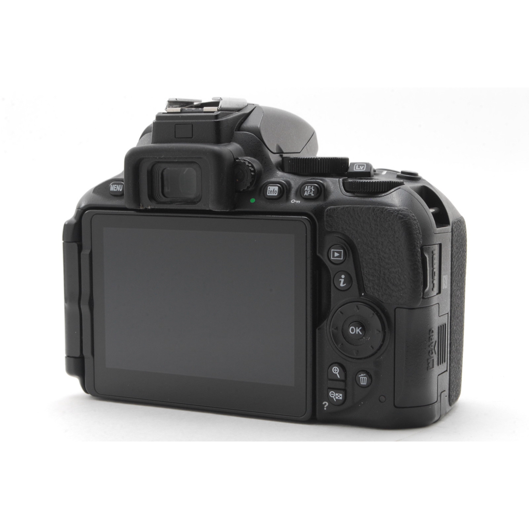 Nikon(ニコン)の高機能の人気機種♪ダブルレンズでカメラデビューに◎❤️Nikon D5600 スマホ/家電/カメラのカメラ(デジタル一眼)の商品写真