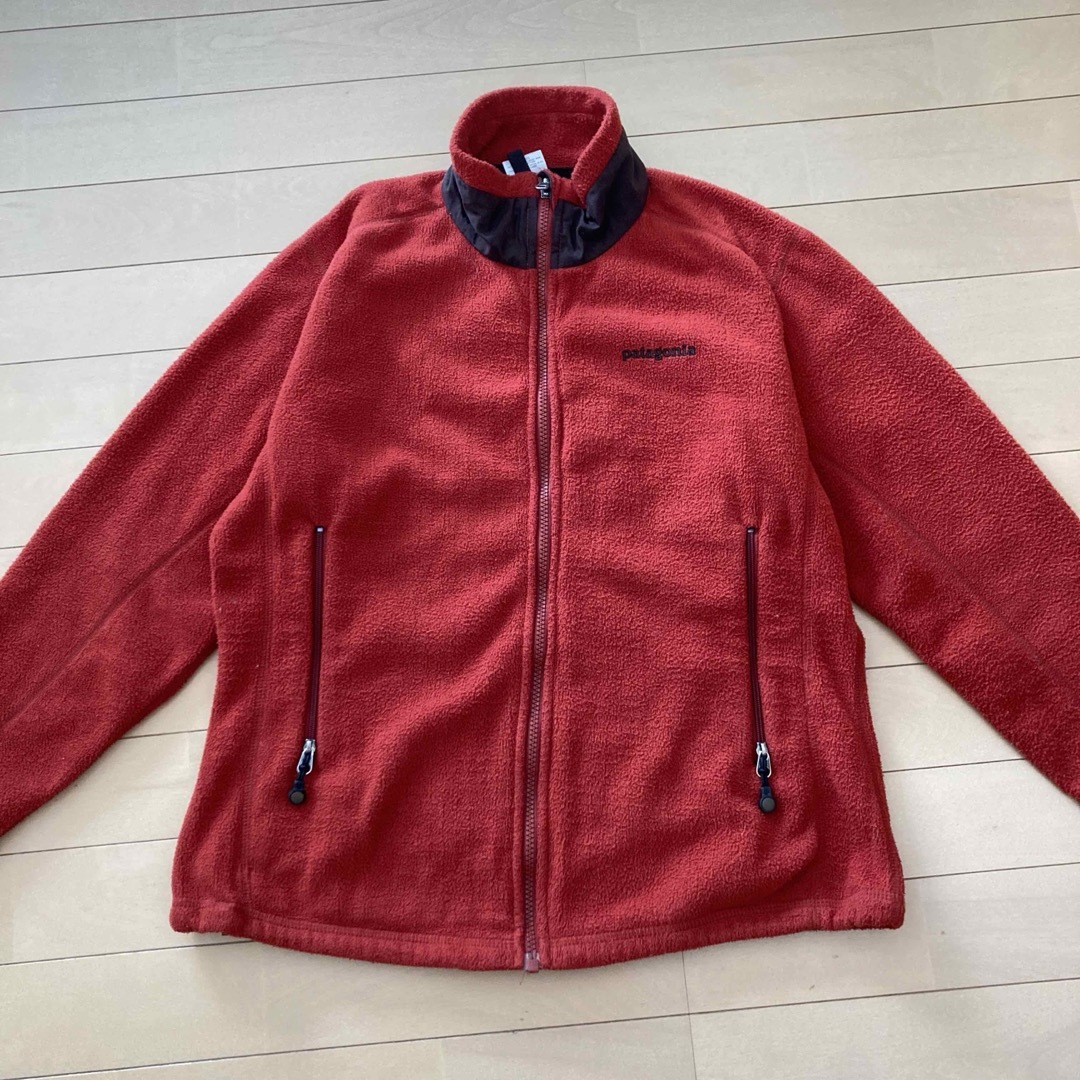 patagonia(パタゴニア)の【Patagonia】パタゴニア　フリースジャケットR 赤オレンジ　M レディースのジャケット/アウター(ブルゾン)の商品写真