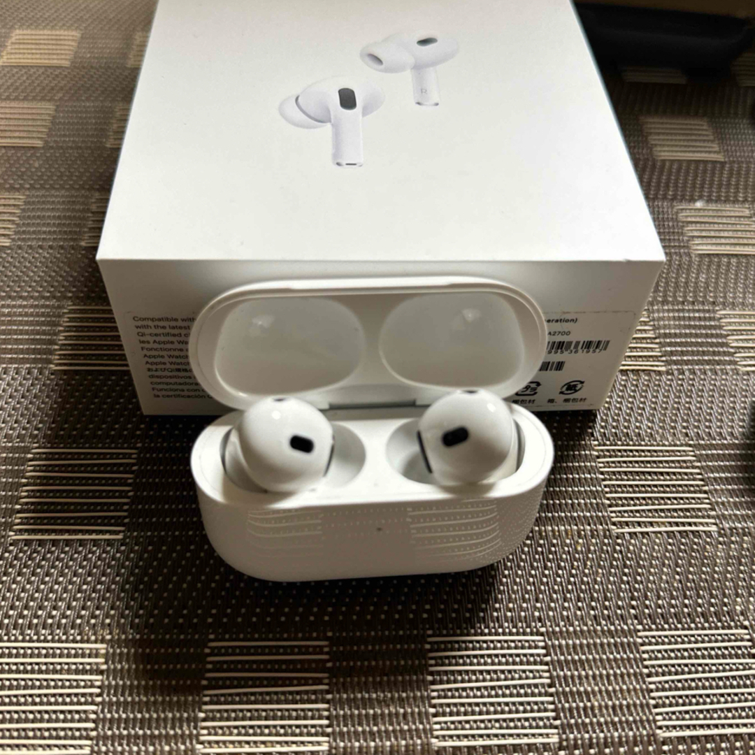 Apple AirPods Pro（第2世代）Lightning