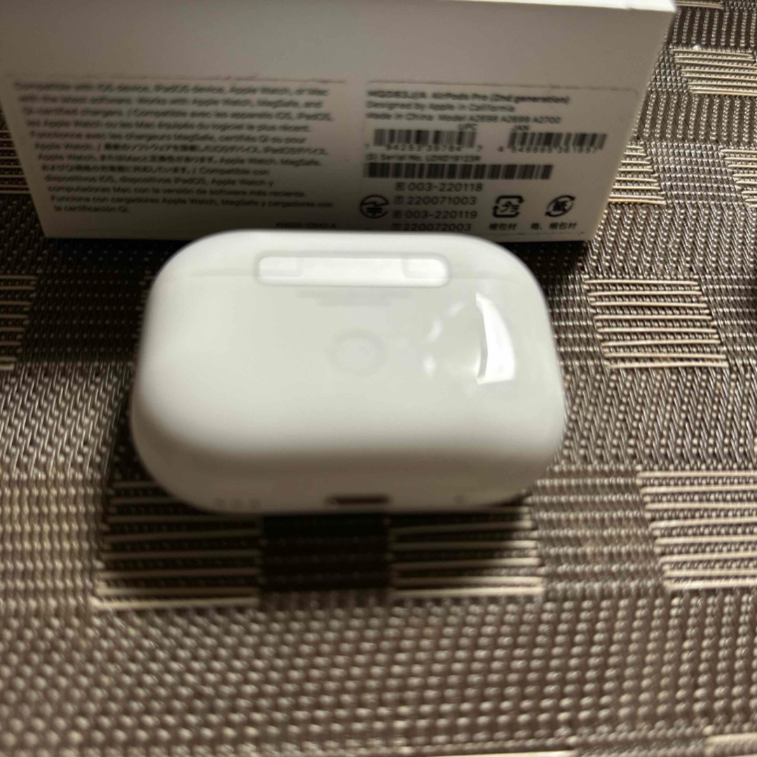 Apple AirPods Pro（第2世代）Lightning