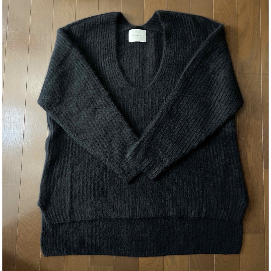 ARGUE(アギュー)のRACOON WOOL AIRY FUR KNIT  ブラック レディースのトップス(ニット/セーター)の商品写真