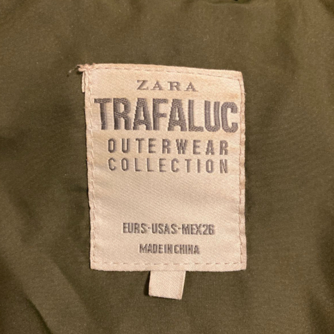 ZARA(ザラ)のZARA/ザラ　レディース　ダウンベスト　カーキ　MEX26 レディースのジャケット/アウター(ダウンベスト)の商品写真