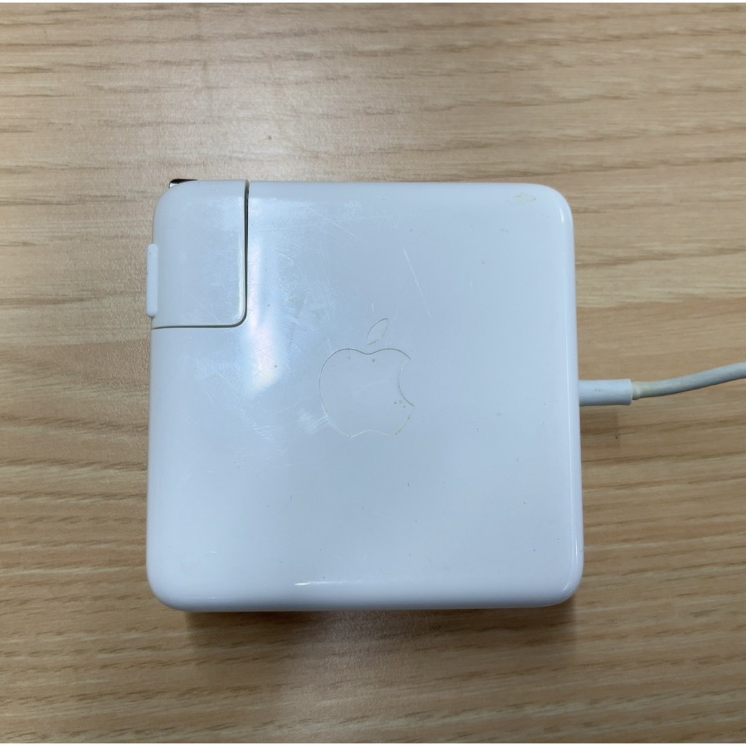 Mac (Apple)(マック)のUNO様専用　Apple Magsafe Adapter A1424 中古 スマホ/家電/カメラのPC/タブレット(PC周辺機器)の商品写真