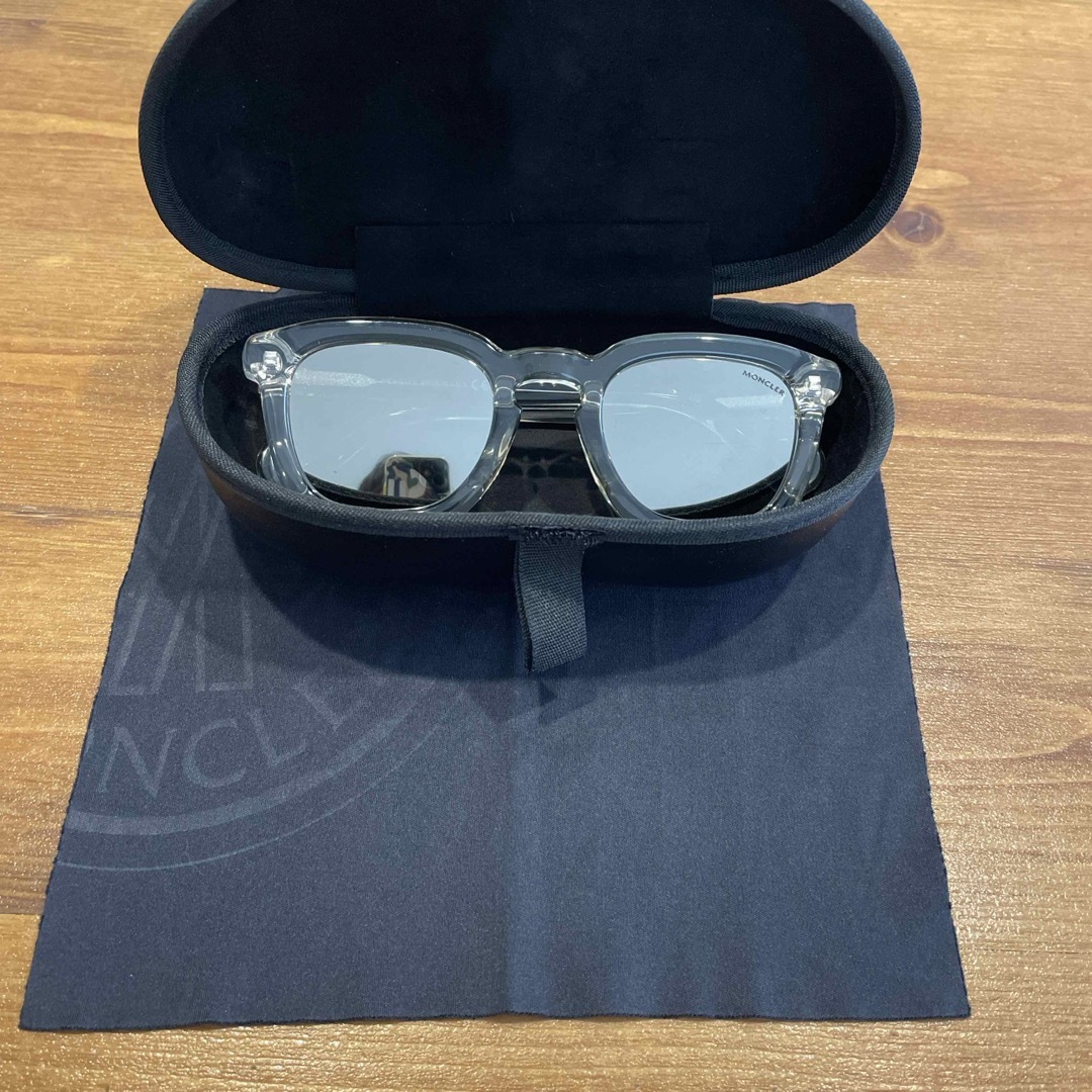 MONCLER(モンクレール)のモンクレール　サングラス美品ML000627C5025145 メンズのファッション小物(サングラス/メガネ)の商品写真