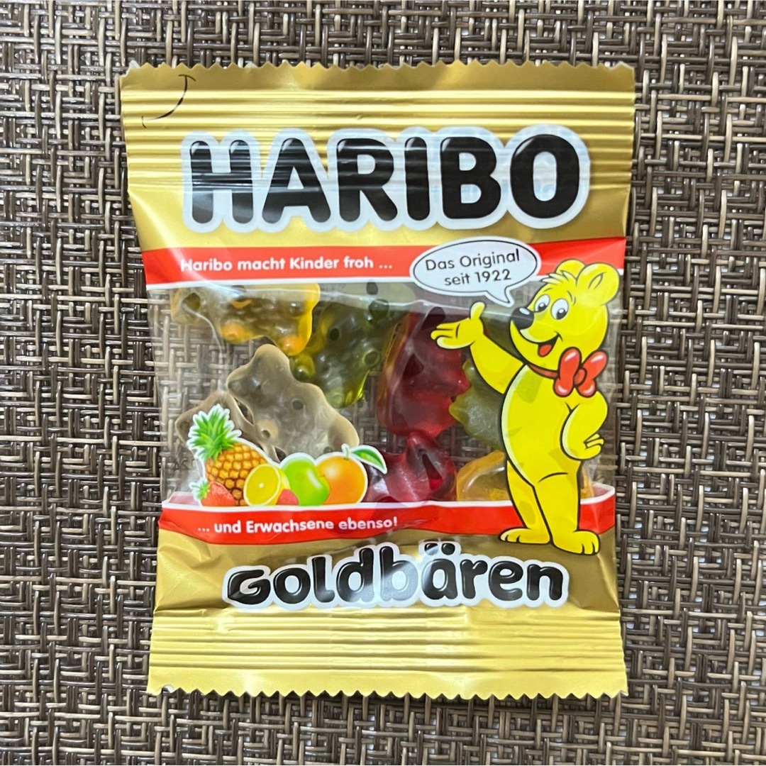 ハリボー(ハリボー)のハリボー　ミニゴールドベア　ドラム　パーティボックス　1000g 食品/飲料/酒の食品(菓子/デザート)の商品写真