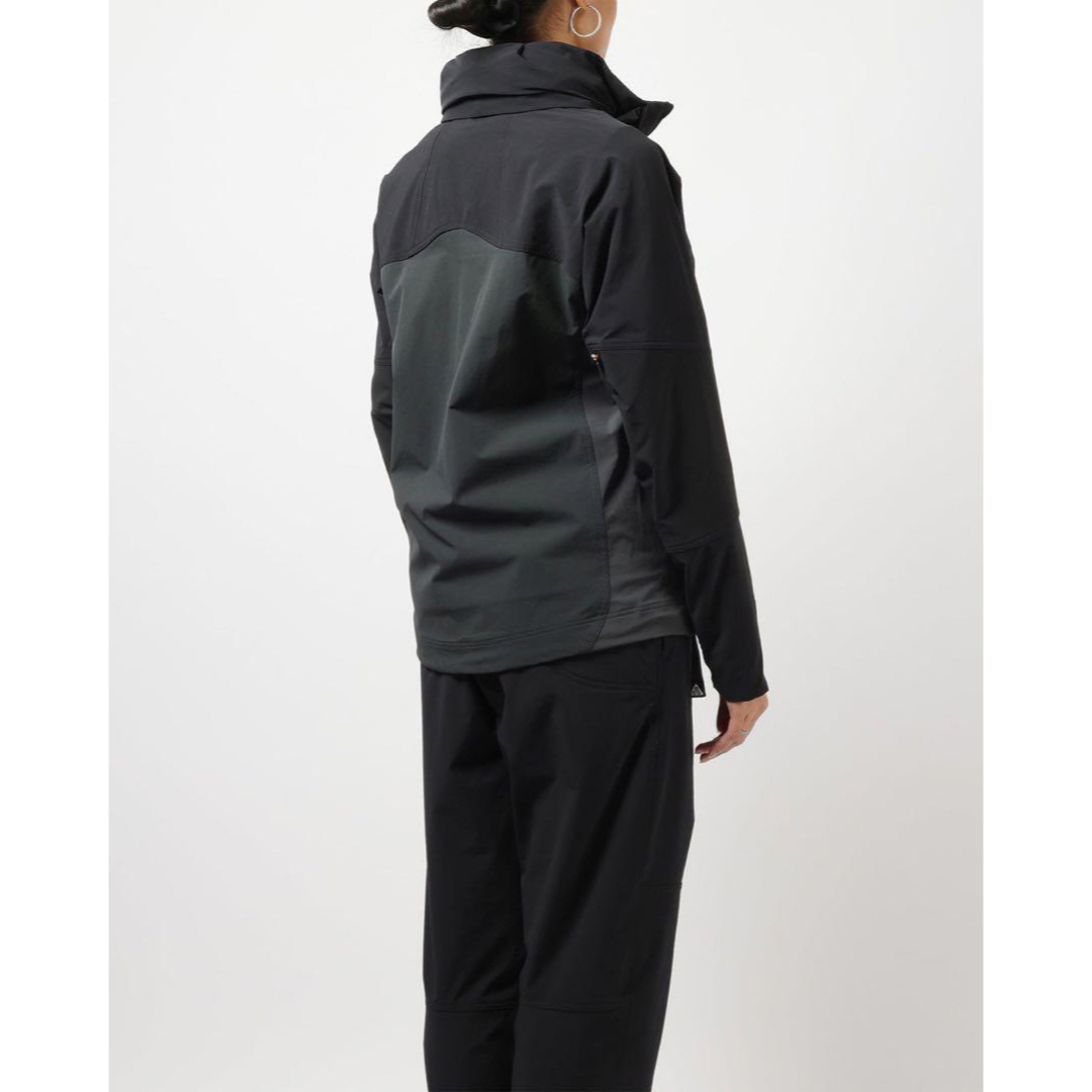 NIKE(ナイキ)の【完売品】NIKE WMNS ACG "SUN FARER" JACKET レディースのジャケット/アウター(その他)の商品写真