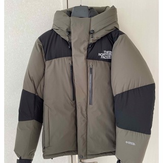 【大人気！】NORTHFACE　マウンテンダウンジャケット　蛍光緑　メンズ2XL