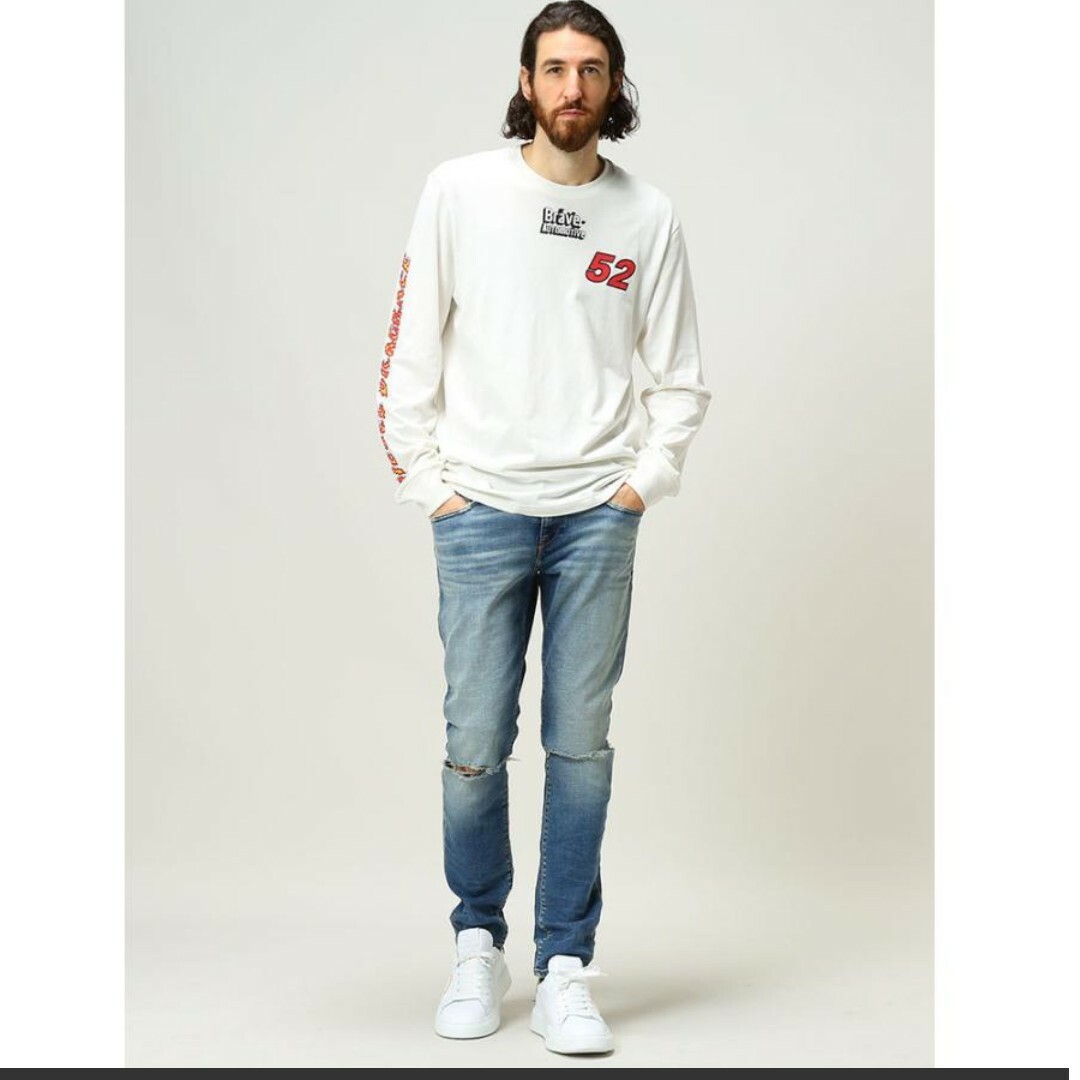 【新品未使用】DIESEL ディーゼル Tシャツ 長袖 ロンT バックプリント白 【新品未使用】DIESEL ディーゼル Tシャツ 長袖 ロンT バックプリント白