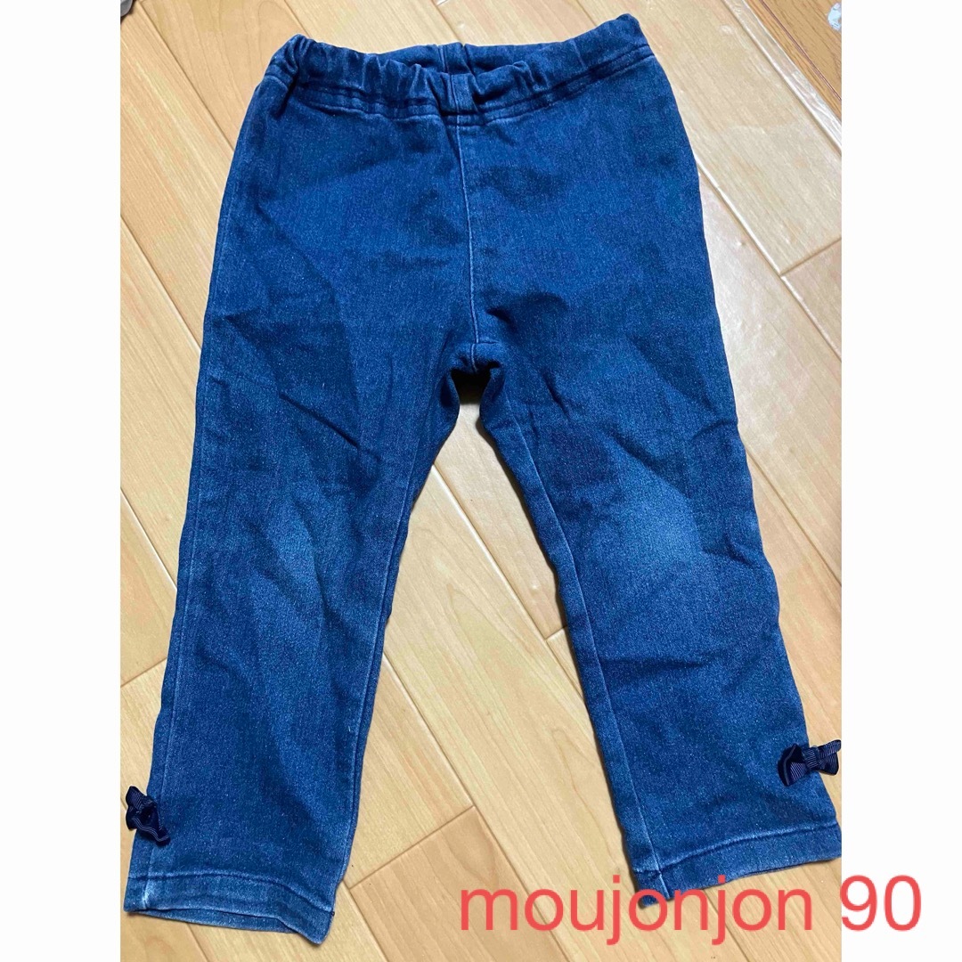 mou jon jon(ムージョンジョン)のmoujonjon ムージョンジョン　デニムパンツ　ジーンズ90  キッズ/ベビー/マタニティのキッズ服女の子用(90cm~)(パンツ/スパッツ)の商品写真