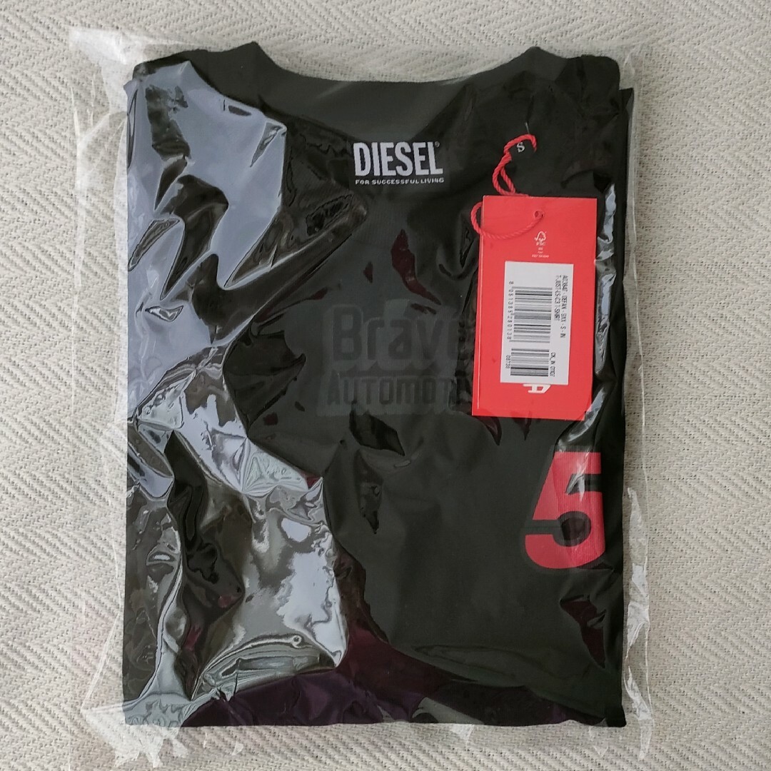 DIESEL(ディーゼル)の【新品未使用】DIESEL ディーゼル Tシャツ 長袖 ロンT クルーネック 黒 メンズのトップス(Tシャツ/カットソー(七分/長袖))の商品写真