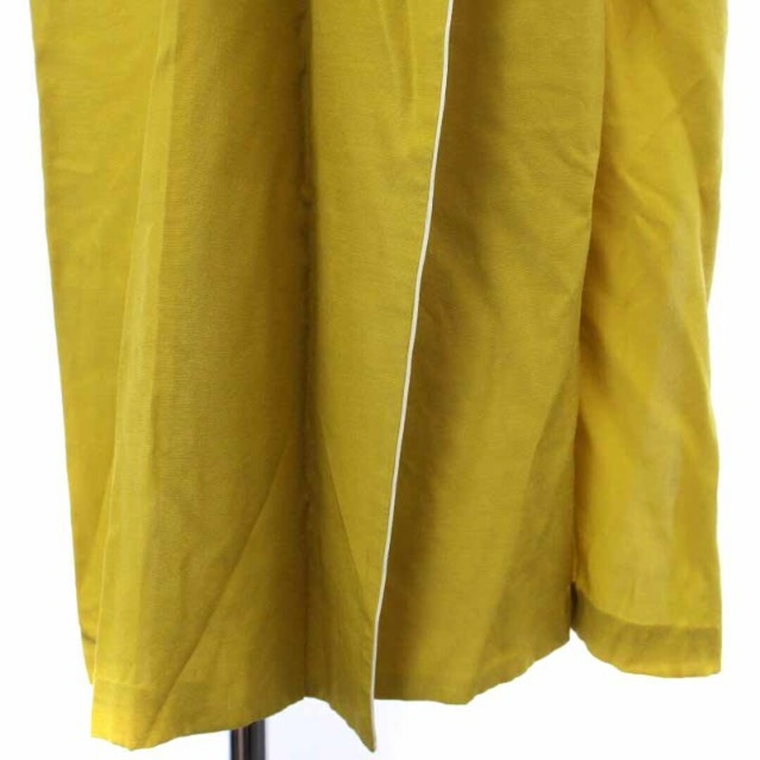 UNITED ARROWS(ユナイテッドアローズ)のユナイテッドアローズ ガウンコート ショールカラーコート 七分袖 シルク混 黄 レディースのジャケット/アウター(その他)の商品写真