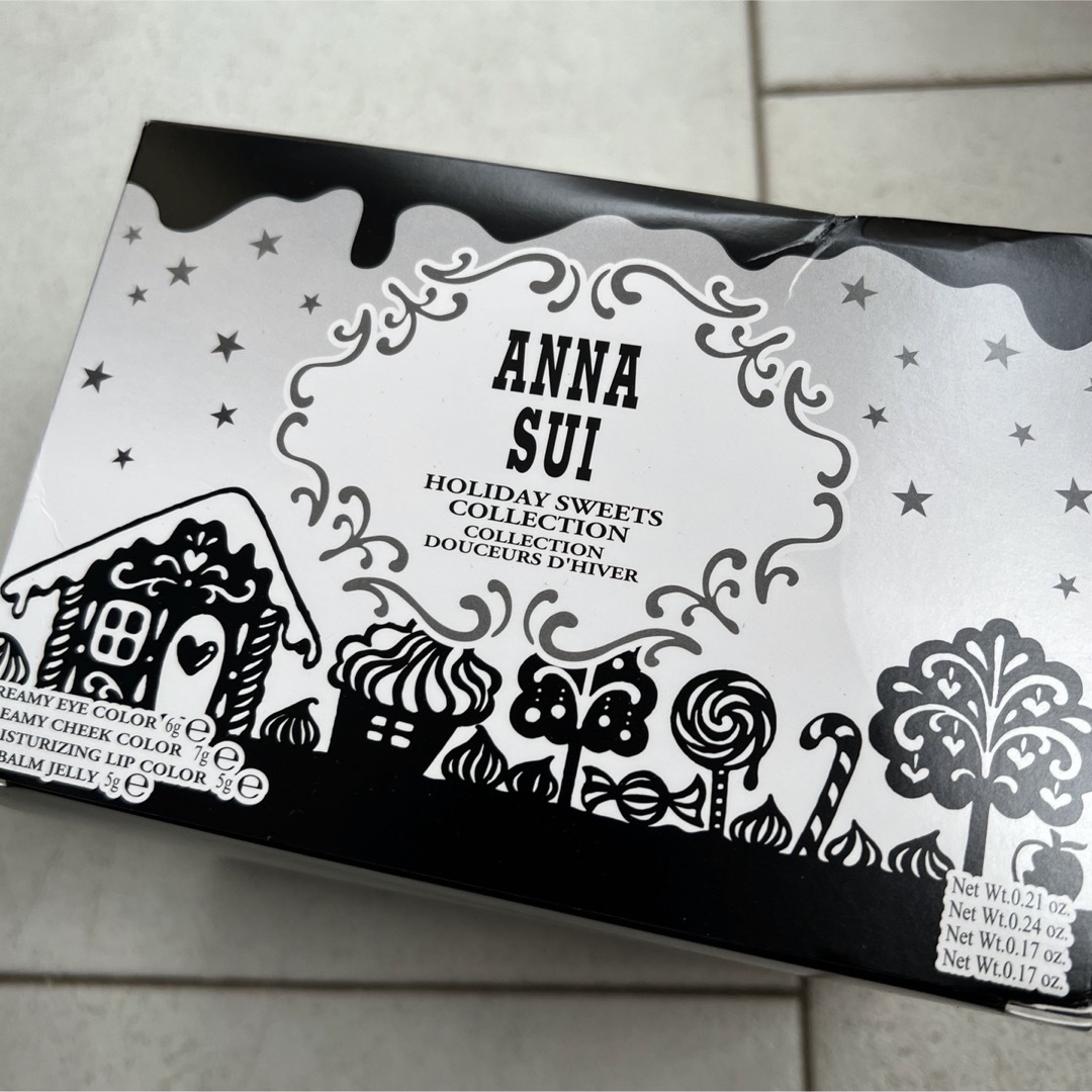 ANNA SUI(アナスイ)のクリスマス限定 ホリディ  スイーツ コレクション 01 新品⭐︎ コスメ/美容のキット/セット(コフレ/メイクアップセット)の商品写真