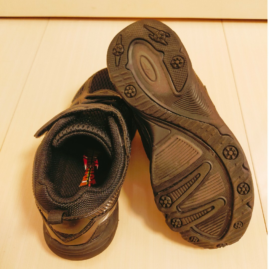 G.T. HAWKINS(ジーティーホーキンス)の【HAWKINS】 マッハGT メッシュ21cm キッズ/ベビー/マタニティのキッズ靴/シューズ(15cm~)(スニーカー)の商品写真