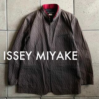 イッセイミヤケ(ISSEY MIYAKE)の90sアーカイブ イッセイミヤケ 幾何学模様キルティング ジップ ジャケット 2(テーラードジャケット)