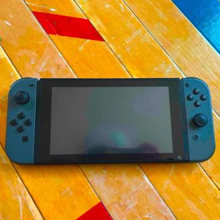 ニンテンドースイッチ(Nintendo Switch)の任天堂　Switch マットブラック　ジャンク品(家庭用ゲーム機本体)