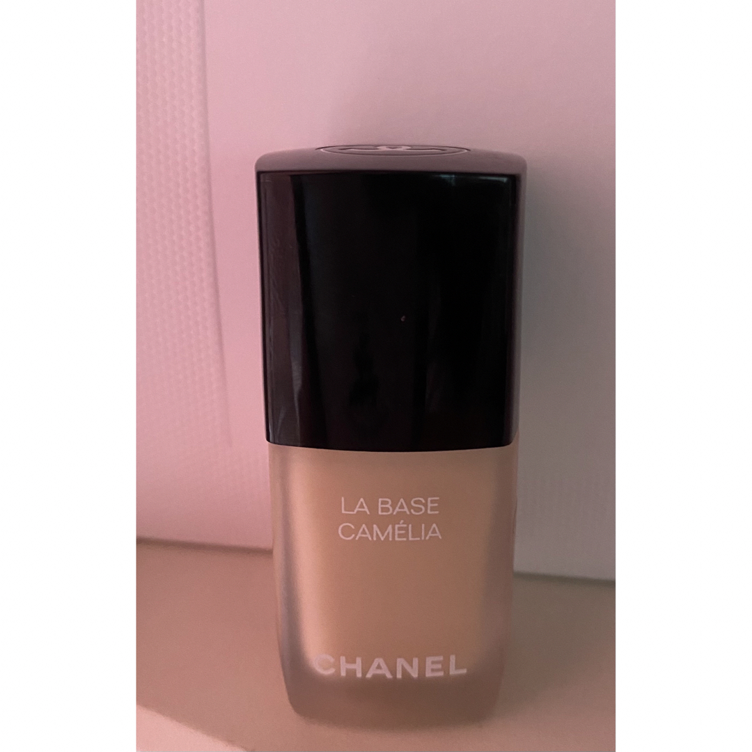 CHANEL(シャネル)のシャネル　ラバース　オングル(ベースコート) コスメ/美容のネイル(ネイルトップコート/ベースコート)の商品写真