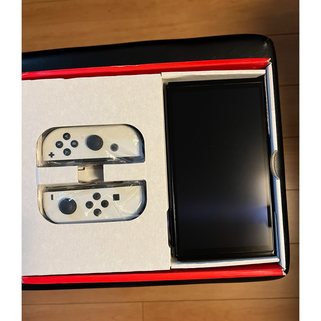 Nintendo Switch - 有機ELモデル Nintendo Switch ホワイト 使用期間短 ...