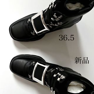 ロジェヴィヴィエ(ROGER VIVIER)の新品/36.5 ロジェ ヴィヴィエ コンバットブーツ ブーツ 黒 ブラック(ブーツ)