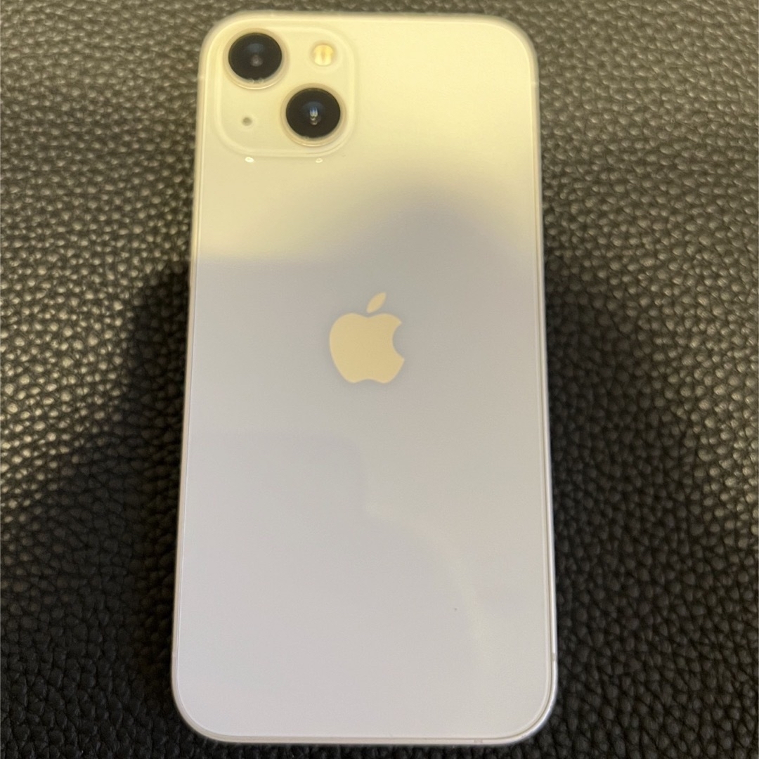 iPhone 13 SIMフリー 128GB スターライト スマホ/家電/カメラのスマートフォン/携帯電話(スマートフォン本体)の商品写真