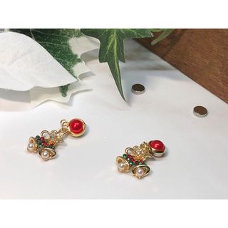 [D011]　マグネットピアス　ノンホール　ジングルベル　クリスマス(ピアス)