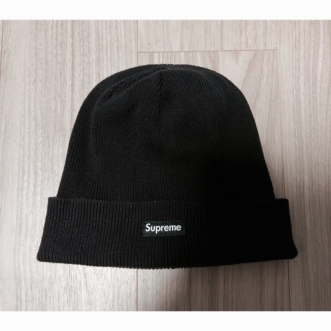 Supreme(シュプリーム)のSUPREME シュプリーム Small Box Beanie メンズの帽子(ニット帽/ビーニー)の商品写真