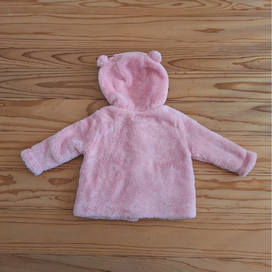 babyGAP(ベビーギャップ)のbabyGAP ベビーギャップ　アウター　80 キッズ/ベビー/マタニティのベビー服(~85cm)(ジャケット/コート)の商品写真