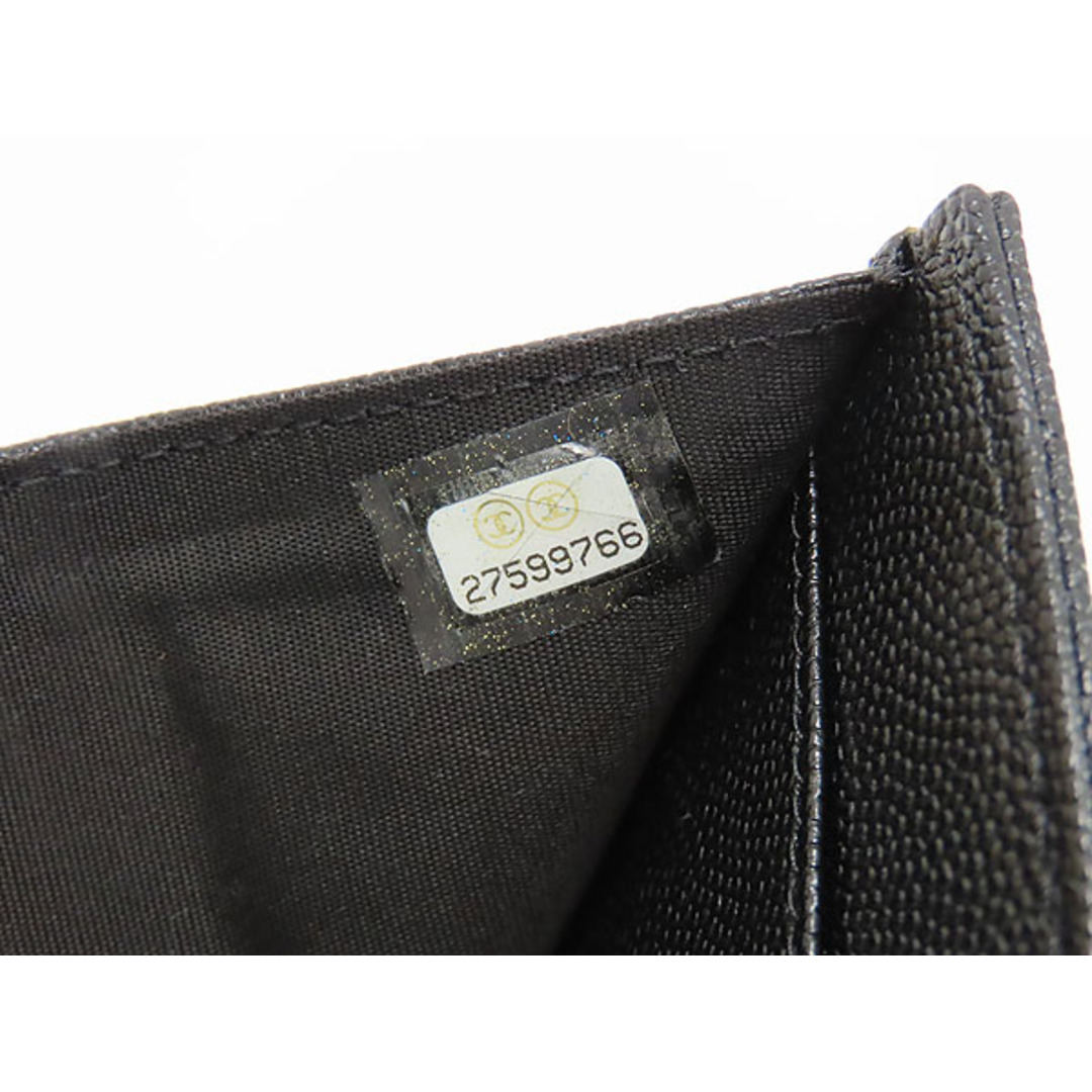 CHANEL(シャネル)の新古品シャネルグラデーションココマークキャビアスキン三つ折り札入れ財布 レディースのファッション小物(財布)の商品写真