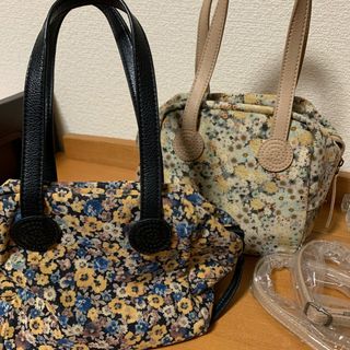 bathroomクロールバリエの小さめ花柄トートバッグ2個セット