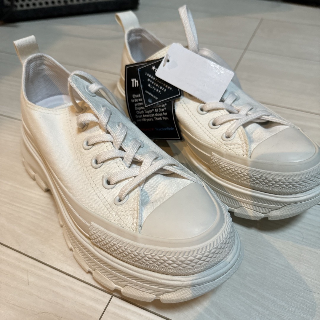 CONVERSE(コンバース)のコンバース トレックウェーブ ホワイト OX  レディースの靴/シューズ(スニーカー)の商品写真