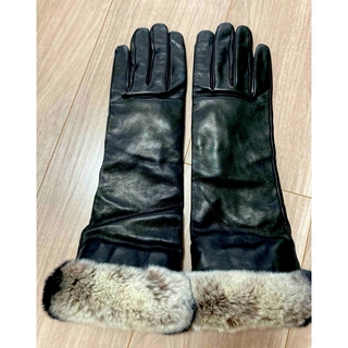バーニーズニューヨーク(BARNEYS NEW YORK)のSermoneta セルモネータ ラビットファー付き手袋(手袋)