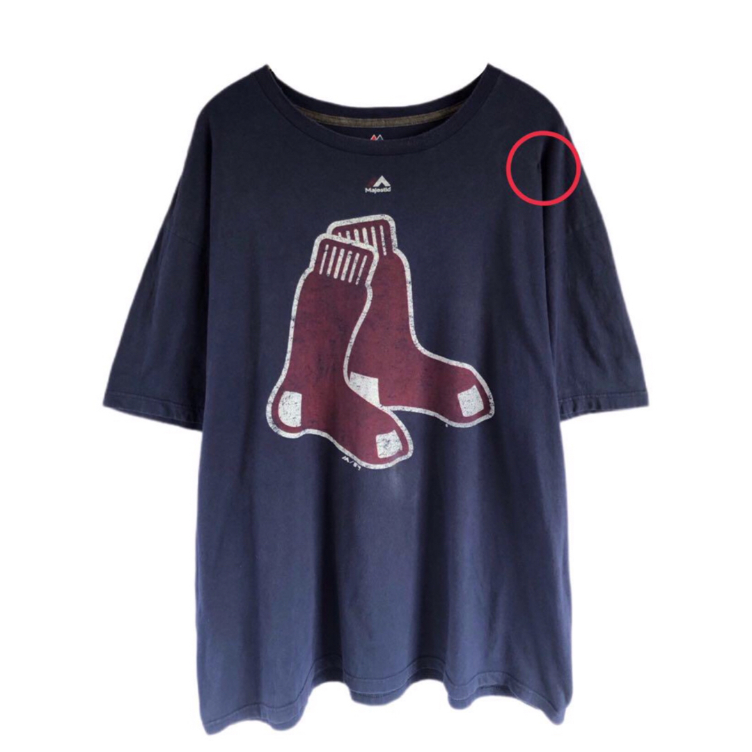 Majestic(マジェスティック)のMLB　ボストン・レッドソックス　Tシャツ　2XL　ネイビー　USA古着 メンズのトップス(Tシャツ/カットソー(半袖/袖なし))の商品写真