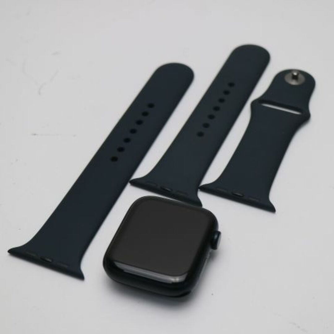 Apple(アップル)の新品同様 Apple Watch SE（第2世代） 44mm GPS ミッドナイト スマホ/家電/カメラのスマホ/家電/カメラ その他(その他)の商品写真