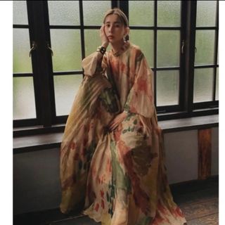 アメリヴィンテージ(Ameri VINTAGE)のAmeri VINTAGE und willow paint dress(ロングワンピース/マキシワンピース)