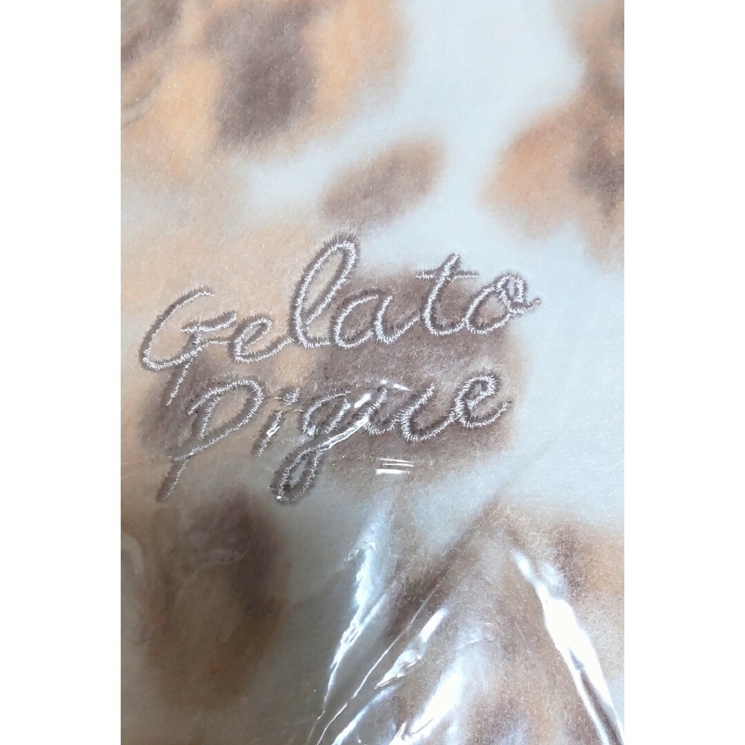 gelato pique(ジェラートピケ)の新品内袋未開封 gelato pique ジェラートピケ 花柄ブランケット 付録 エンタメ/ホビーの雑誌(ファッション)の商品写真