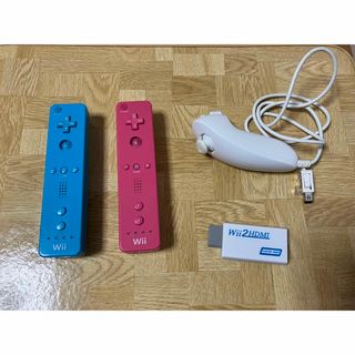 ウィー(Wii)のWii コントローラーx2、ヌンチャクx1、HDMI変換アダプターx1(その他)