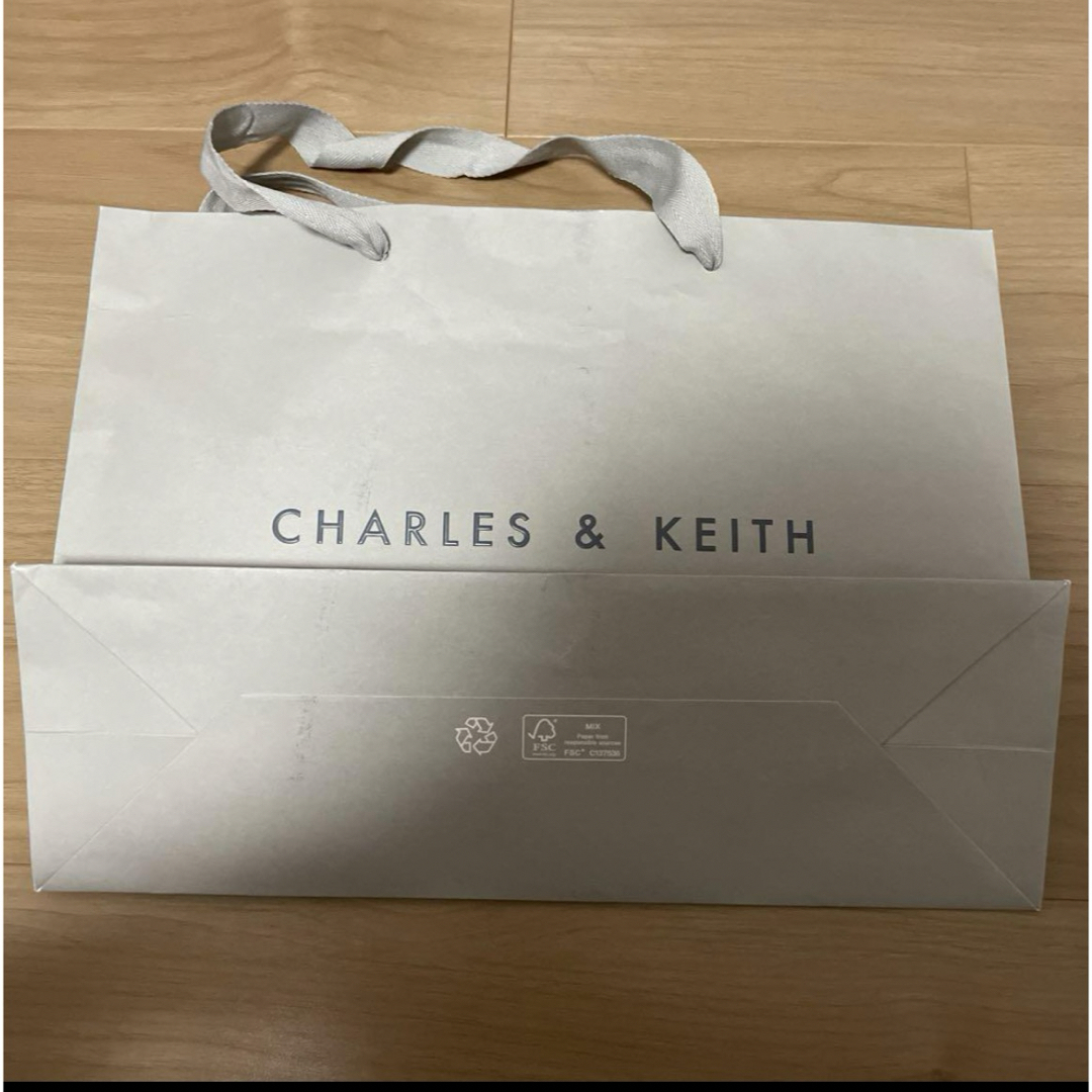 Charles and Keith(チャールズアンドキース)のチャールズアンドキース　ショッパー　ショップ袋　袋 レディースのバッグ(ショップ袋)の商品写真