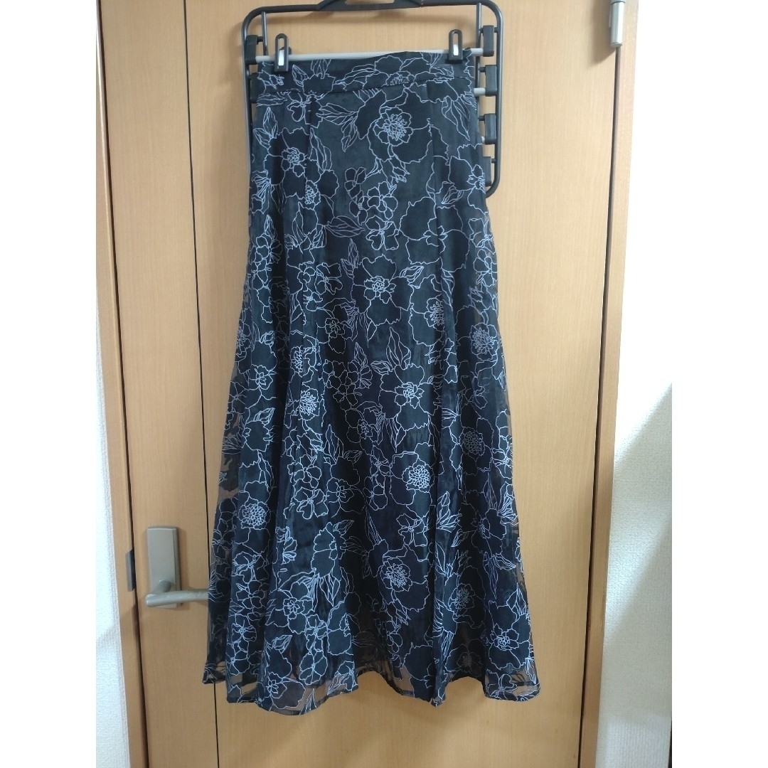 GRL(グレイル)の【GRL】オーガンジーオパール花柄スカート【tu523】 レディースのスカート(ロングスカート)の商品写真