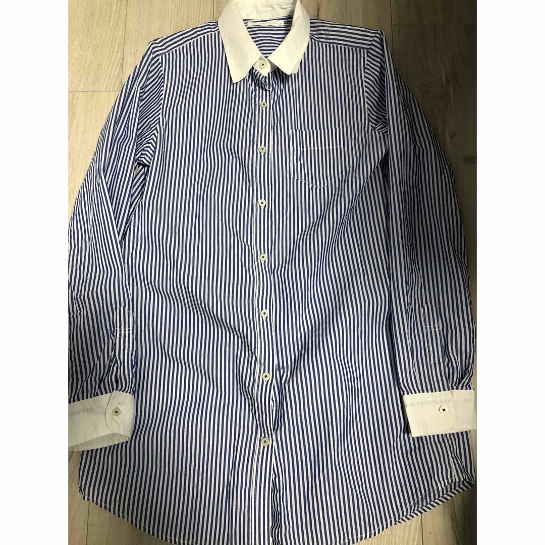 LOWRYS FARM(ローリーズファーム)の青白ストライプ白襟長袖シャツ レディースのトップス(シャツ/ブラウス(長袖/七分))の商品写真