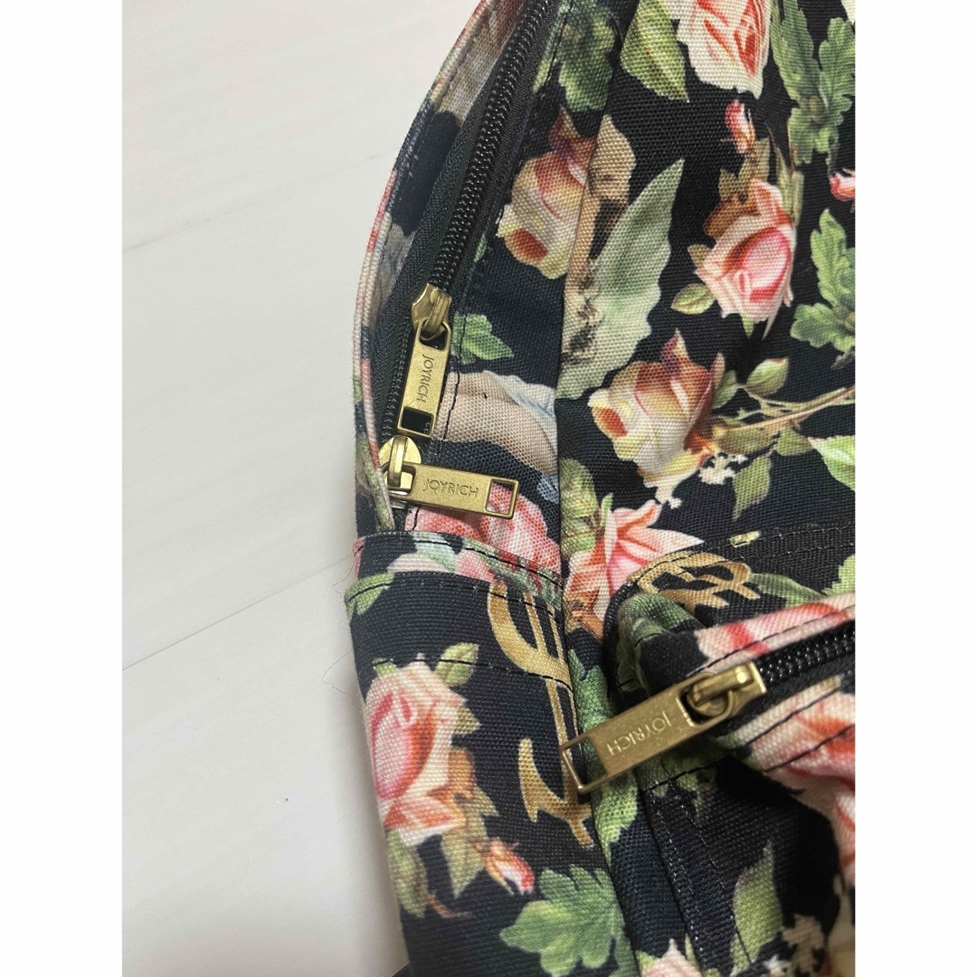 JOYRICH(ジョイリッチ)のJOYRICH Angelic Rich Floral backpack  メンズのバッグ(バッグパック/リュック)の商品写真