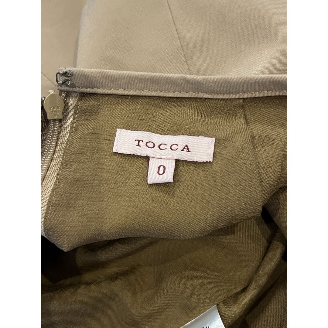 TOCCA(トッカ)のTOCCA tocca トッカ　オンワード樫山　スカート　美品　ベージュ レディースのスカート(ひざ丈スカート)の商品写真