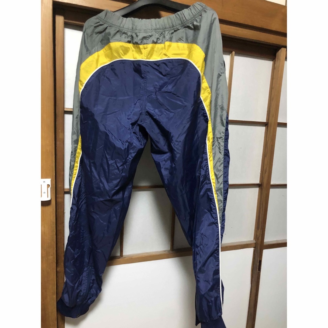 ATHLETA(アスレタ)の高校サッカー/関東第一高校/ピステ  上下 ウインドブレーカー ナイロン スポーツ/アウトドアのサッカー/フットサル(ウェア)の商品写真